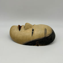 Load image into Gallery viewer, Waka Onna Mask - Wabisabi Mart