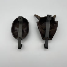 Load image into Gallery viewer, Hannya & Hyottoko Hangers/ Hooks (Iron) - Wabisabi Mart
