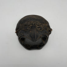 Load image into Gallery viewer, Karasu Tengu Mask - Wabisabi Mart