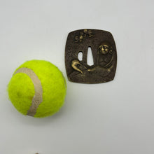 Load image into Gallery viewer, Samurai Sword Tsuba (guard) - Wabisabi Mart