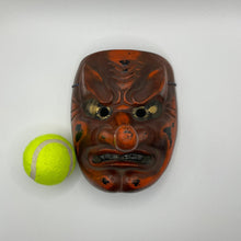 Load image into Gallery viewer, Tengu Mask - Wabisabi Mart