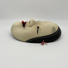 Load image into Gallery viewer, Waka Onna Mask - Wabisabi Mart