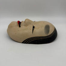 Load image into Gallery viewer, Koomote Onna Mask
