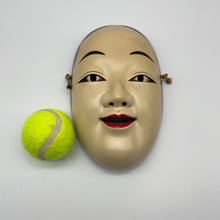 Load image into Gallery viewer, Waka Onna Mask - Wabisabi Mart
